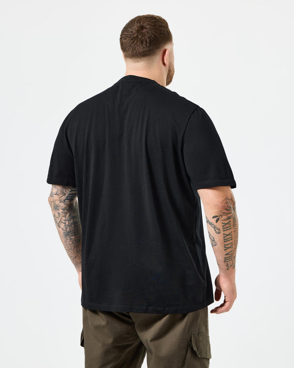 Große Größen - T-Shirt mit Grafik „Diego“ in Schwarz